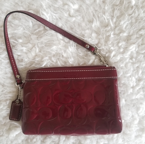 Coach Signature Cs Patent Leather Wristlet - Picture 2 of 3
